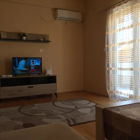 Apartment Strict Center